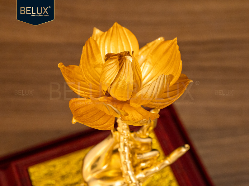 Phật Thủ Liên Hoa dát vàng 24k&nbsp;12x10x20cm